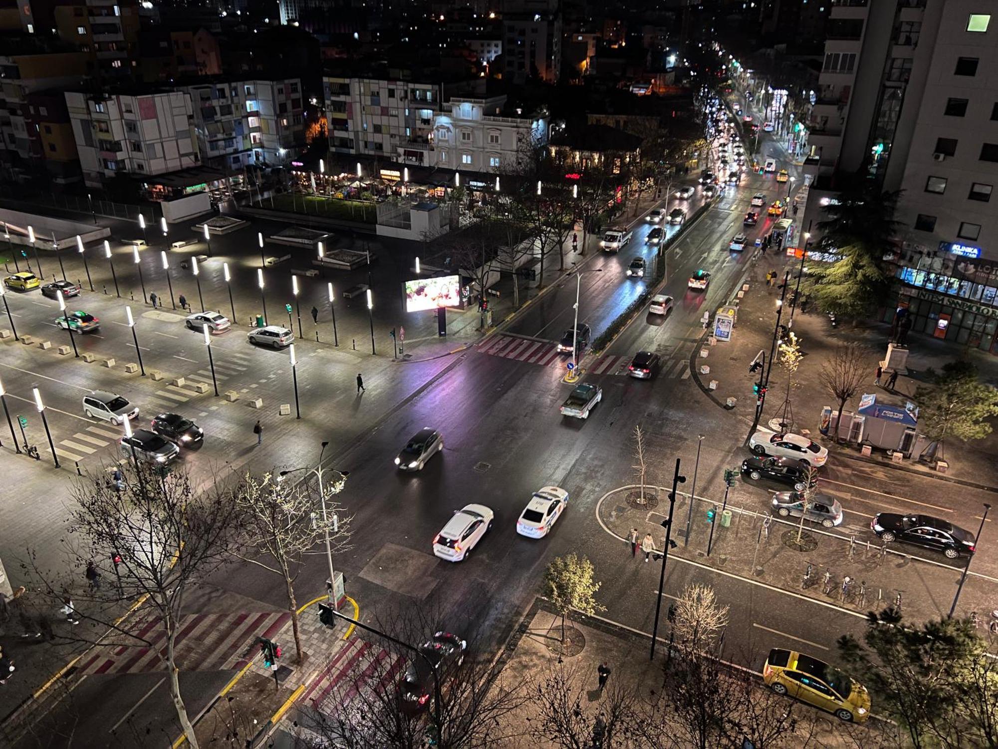 Boulevard Views - Spacious Tirana Apartment Extérieur photo